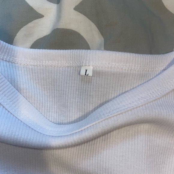 White Women's Top - Picture 4 of 5